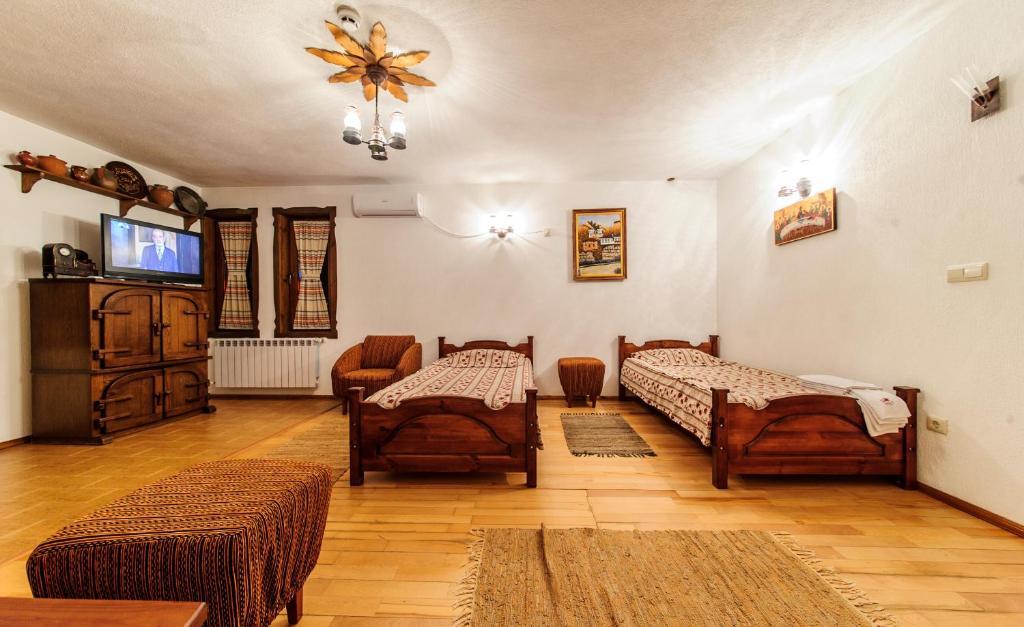 Hotel Pirinski Han - Old Adjev Han Sandanski Pokój zdjęcie